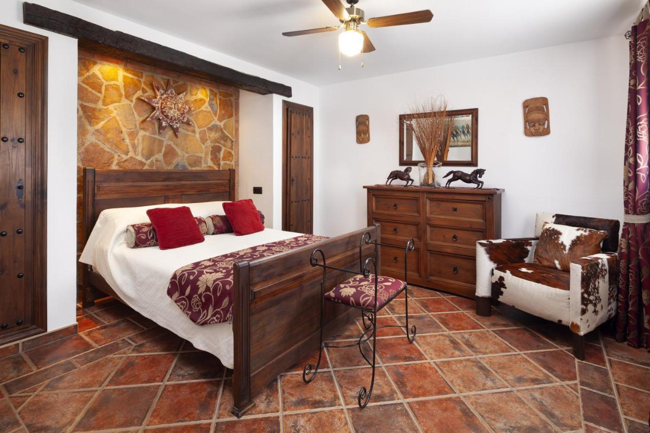 Pasa Fina, Luxury Holiday Retreat Villanueva del Trabuco Dış mekan fotoğraf